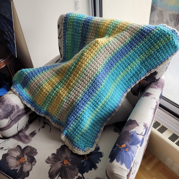 COPY - One of a kind colorful blanket - Picture 6 of 6